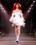 Модный отдых в Баку - платья для морских путешествий, звезды "Евровидения" на Baku Fashion Week 2024  (ФОТО)