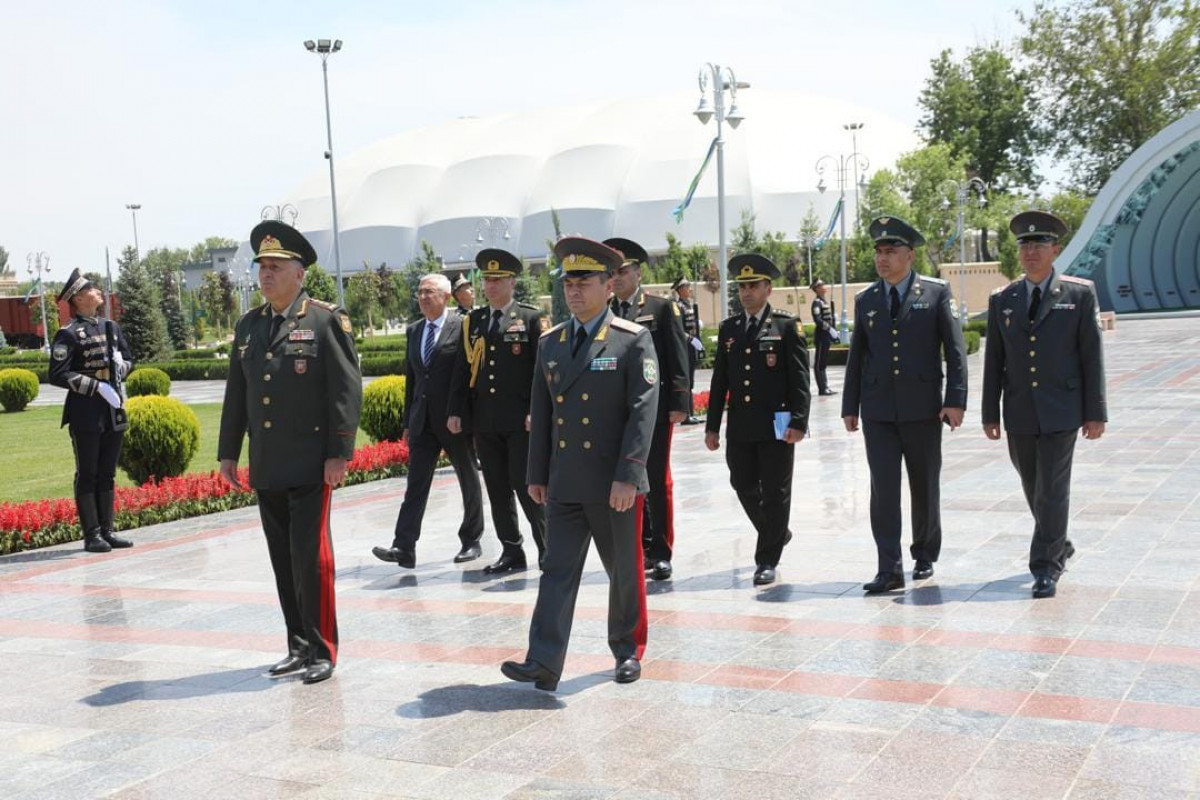 Chief of General Staff of Azerbaijani Army continues official visit to Uzbekistan (PHOTO)