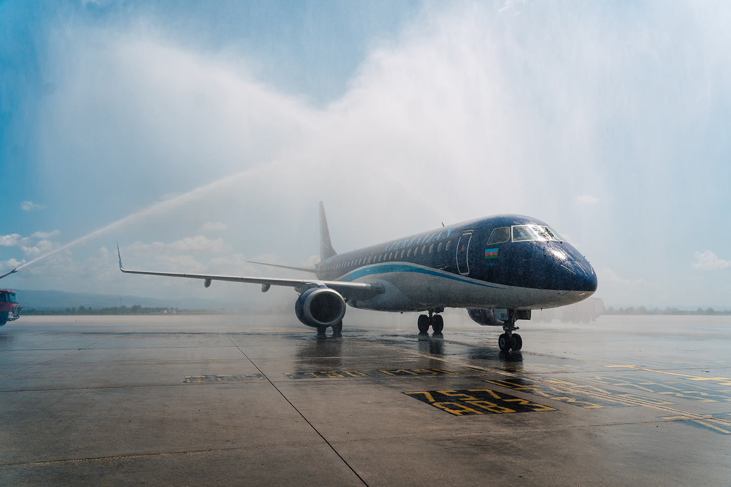 AZAL выполнил первый рейс в Софию (ФОТО)