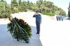 Azerbaijan, Kazakhstan sign document on cooperation in military field (PHOTO)