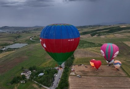 В Шамахы проходит Фестиваль воздушных шаров (ФОТО/ВИДЕО)