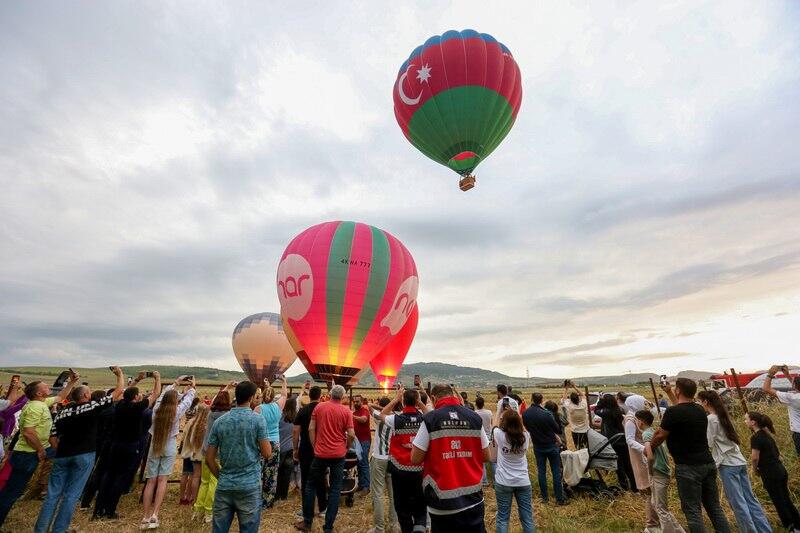 В Шамахы проходит Фестиваль воздушных шаров (ФОТО/ВИДЕО)