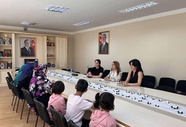 Representatives of Ombudsman meet with Azerbaijani citizens repatriated from Syria