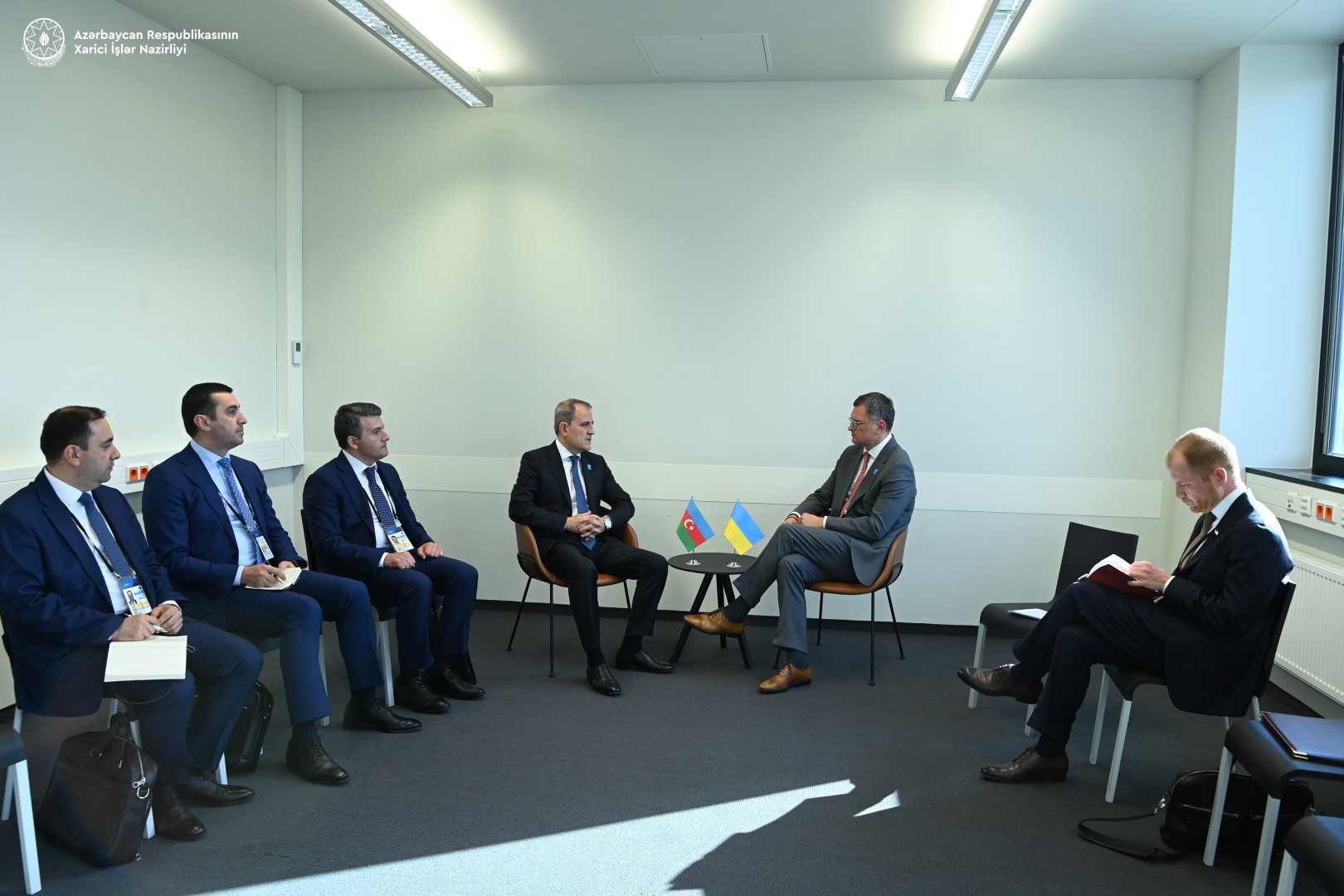 Azerbaijan, Ukraine discuss current cooperation issues (PHOTO)