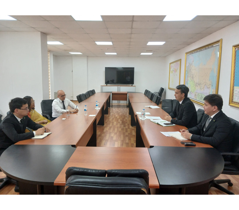 Turkmenistan and India discuss development of co-op in maritime transportation
