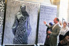 "Азерхалча" и Айдан Салахова представили эксклюзивную коллекцию ковра-триптиха "Женщина" (ФОТО)