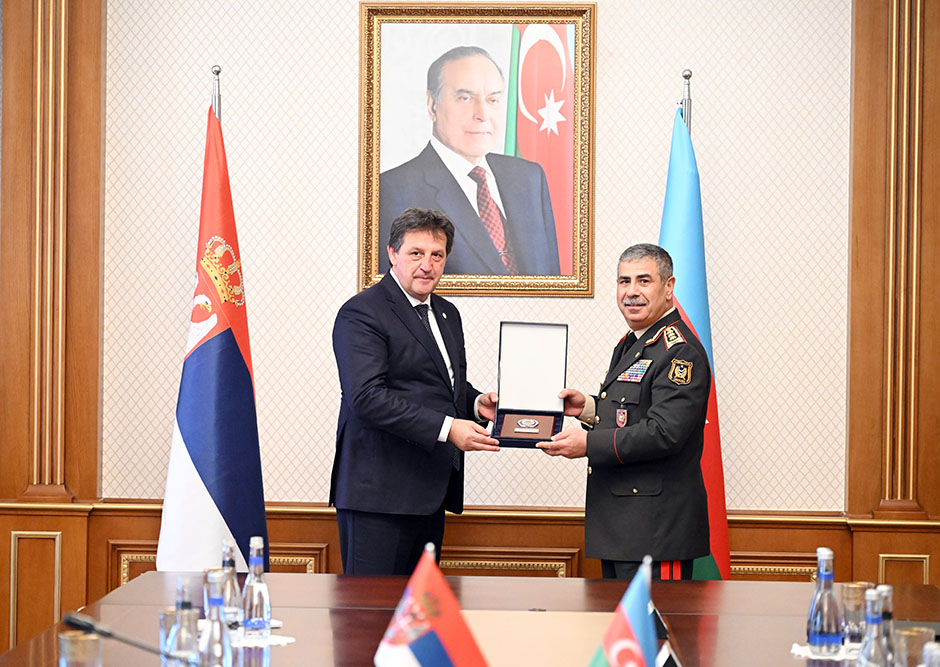 Обсуждено военное сотрудничество между Азербайджаном и Сербией (ФОТО)