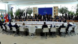 Президент Турции участвует в саммите G7