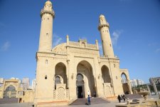 В мечети Тезе Пир в Баку совершен праздничный намаз (ФОТО)