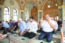 В мечети Тезе Пир в Баку совершен праздничный намаз (ФОТО)