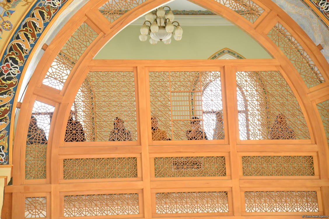 В мечети Тезе Пир в Баку совершен праздничный намаз (ФОТО)
