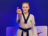 Азербайджанская тхэквондистка завоевала серебряную медаль на межклубном чемпионате Европы