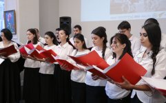 В Баку представлена концертная программа памяти героев войны с фашизмом (ФОТО)
