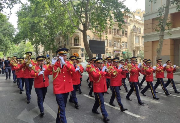 Baku hosts military marches marking 108th anniversary of Armed Forces