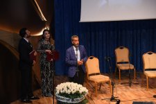 В Баку отметили юбилей народного артиста Марахима Фарзалибекова - режиссер со счастливой судьбой, влюбленный в театр (ФОТО)
