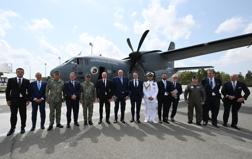 President Ilham Aliyev presented with military transport aircraft produced by Italian Leonardo (PHOTO/VIDEO)
