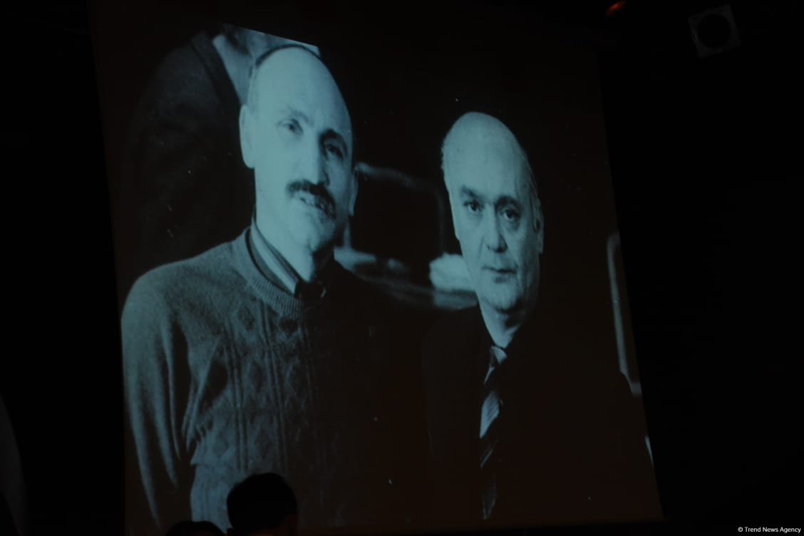 В Баку отметили юбилей народного артиста Марахима Фарзалибекова - режиссер со счастливой судьбой, влюбленный в театр (ФОТО)