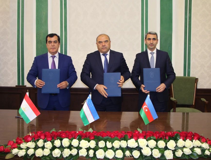 Azerbaijan negotiates new cargo attraction to Middle Corridor