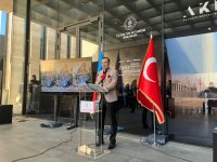 В Стамбуле открылась выставка азербайджанского художника Эльданиза Бабаева (ФОТО)