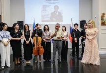 В Баку состоялся творческий вечер заслуженного деятеля искусств Мамедаги Умудова (ФОТО)