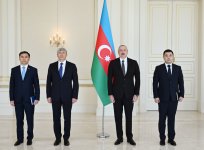 President Ilham Aliyev receives credentials of incoming Kyrgyz ambassador to Azerbaijan (VIDEO/PHOTO)