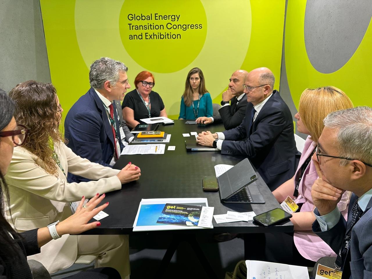 Azerbaijan mulls over green trends with Baker Hughes, Zhero in Italy (PHOTO)
