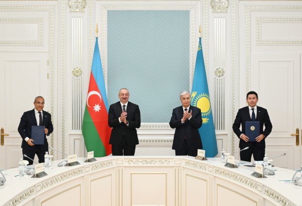 President Ilham Aliyev, President Kassym-Jomart Tokayev attend shareholders' agreement exchange ceremony between Azerbaijan, Kazakhstan (PHOTO/VIDEO)
