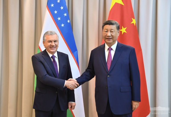 Presidents of Uzbekistan, China discuss strengthening bilateral relations