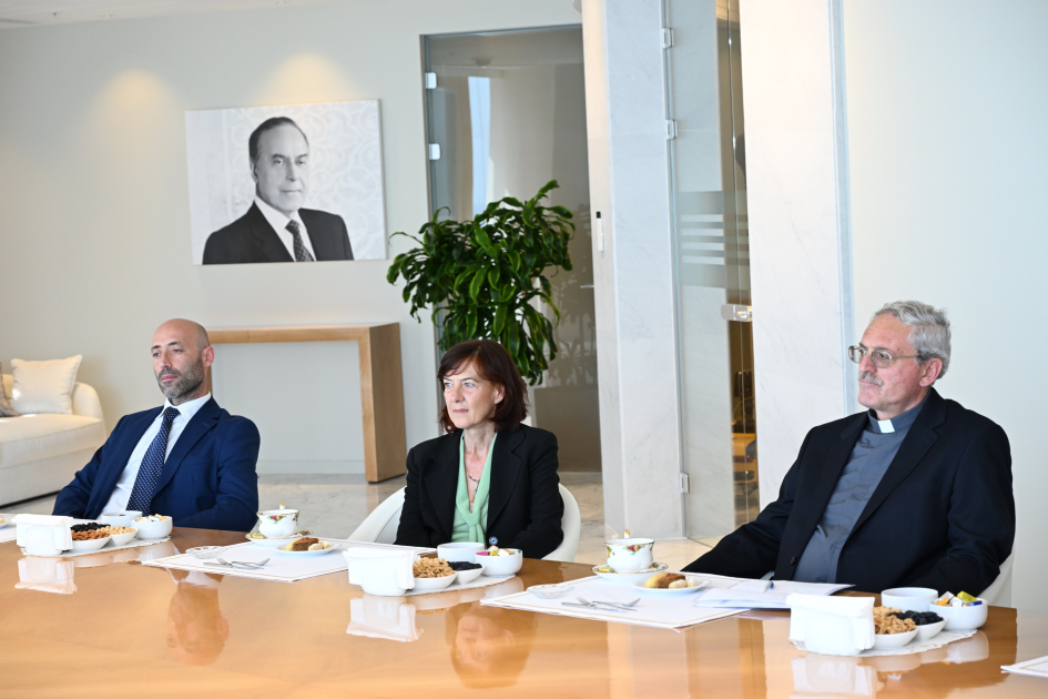 Heydar Aliyev Foundation, Holy See hold meeting (PHOTO)