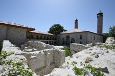Президент Ильхам Алиев принял участие в открытии после реставрации мечети Ашагы Говхар Ага в Шуше (ФОТО/ВИДЕО)