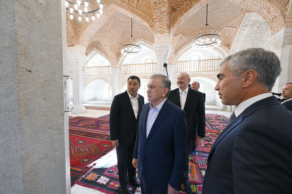 Presidents of Azerbaijan, Uzbekistan, Kyrgyzstan visit first residential complex, Ashaghi Govhar Agha Mosque in Shusha, and tour city (PHOTO/VİDEO)