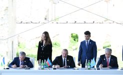 President Ilham Aliyev attends informal summit of heads of state of OTS in Shusha (PHOTO/VIDEO)