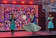 В Шеки прошел XIII Международный музыкальный фестиваль "Шелковый путь" – яркие краски праздника (ФОТО)