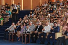 В Шеки прошел XIII Международный музыкальный фестиваль "Шелковый путь" – яркие краски праздника (ФОТО)
