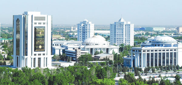 Dayhanbank and Halkbank lead in card-based cash turnover in Turkmenistan