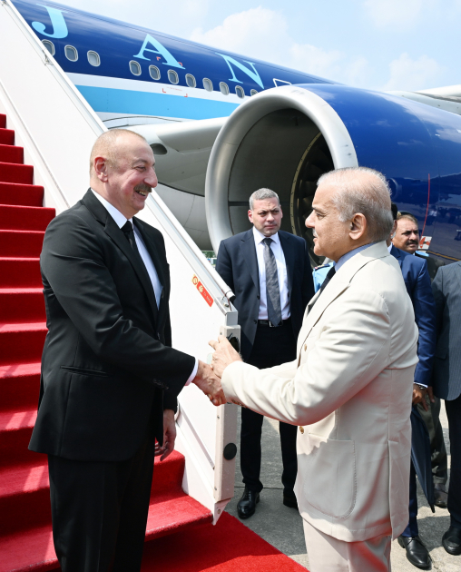 President Ilham Aliyev arrives in Pakistan on state visit (PHOTO/VIDEO)