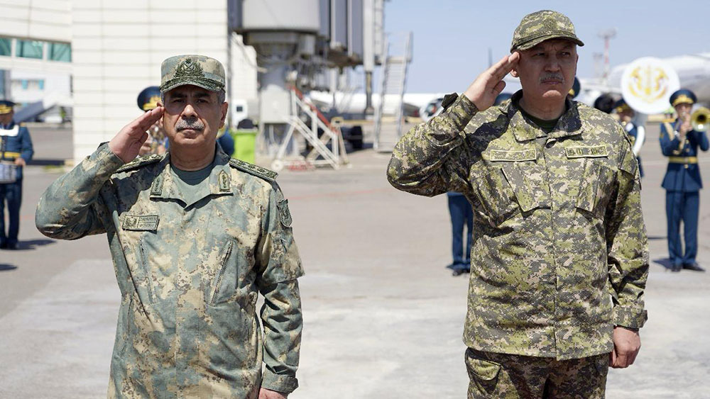 Azerbaijani defense minister visits Kazakhstan (PHOTO)