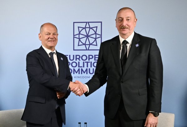 President Ilham Aliyev meets with German Chancellor Olaf Scholz in Oxford (PHOTO/VIDEO)