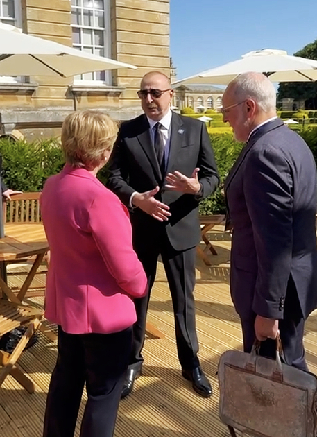 President Ilham Aliyev, President of Switzerland hold talks in Oxford (PHOTO/VIDEO)