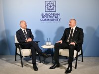 President Ilham Aliyev meets with German Chancellor Olaf Scholz in Oxford (PHOTO/VIDEO)