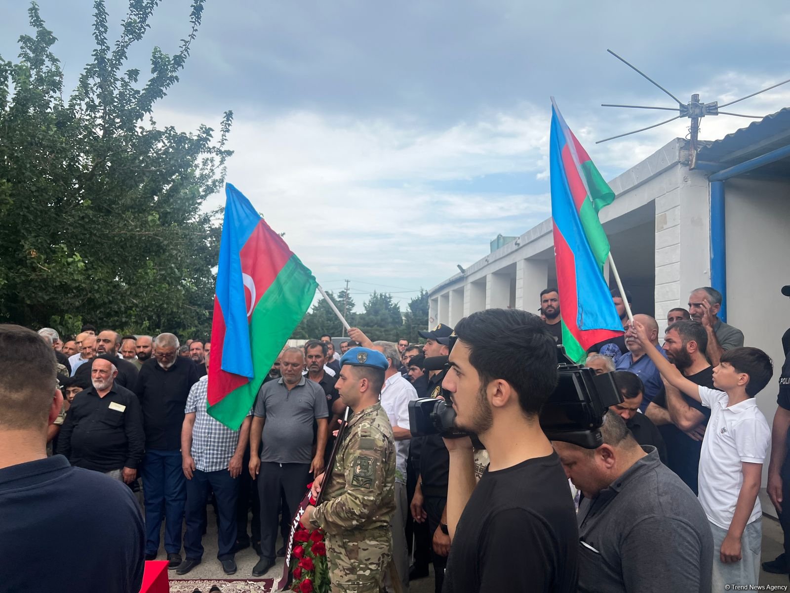 В Баку прошла церемония захоронения останков шехида I Карабахской войны (ФОТО) (Обновлено)