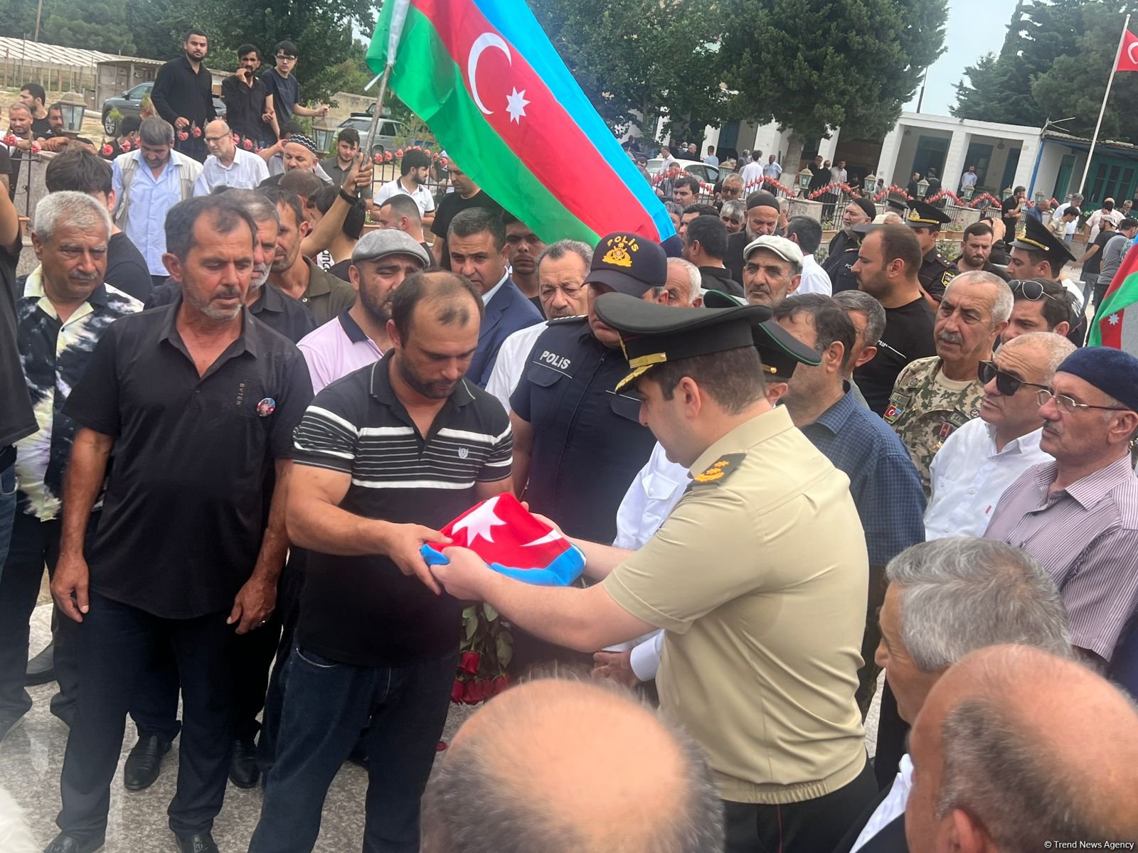 В Баку прошла церемония захоронения останков шехида I Карабахской войны (ФОТО) (Обновлено)