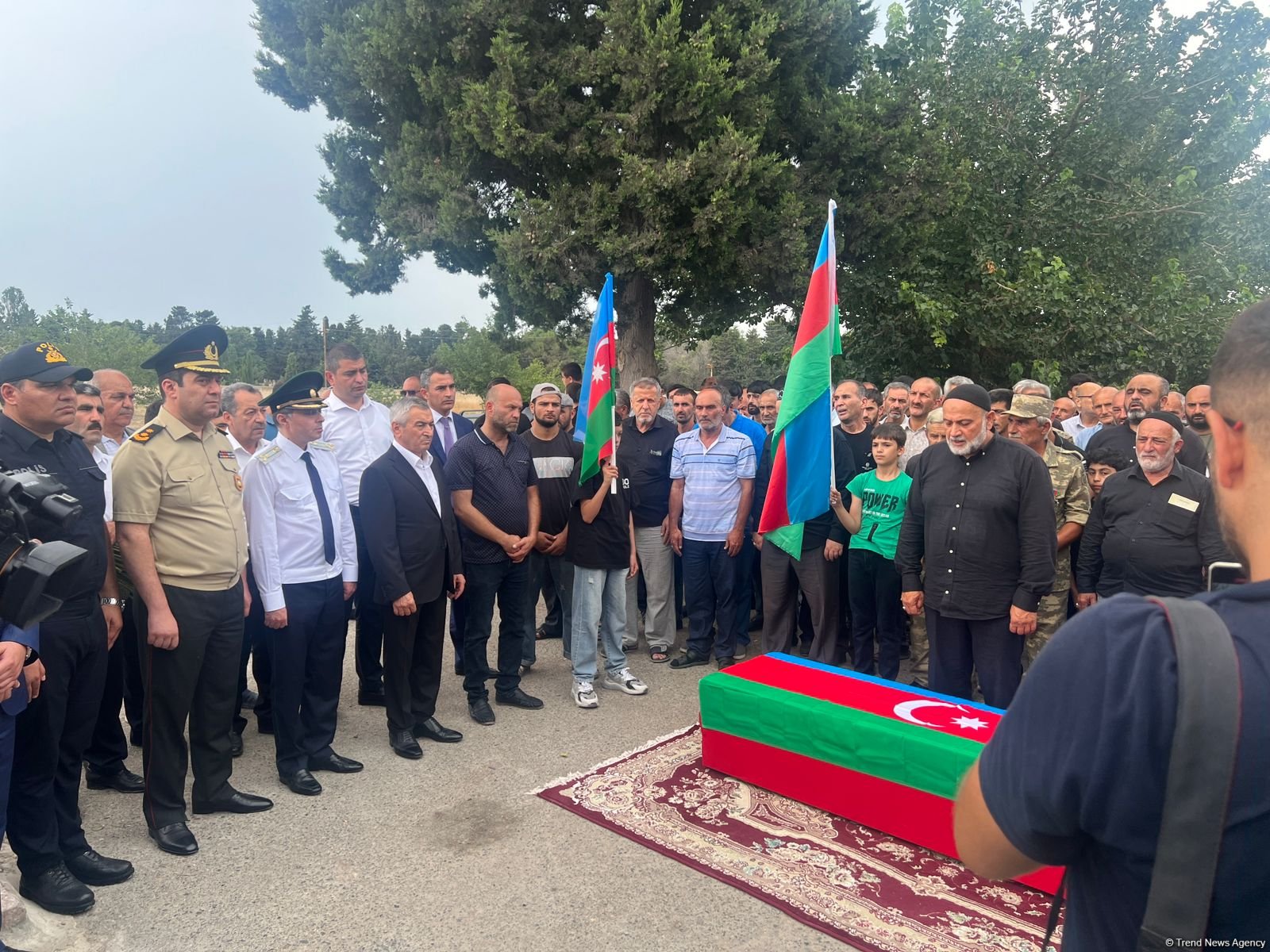 В Баку прошла церемония захоронения останков шехида I Карабахской войны (ФОТО) (Обновлено)