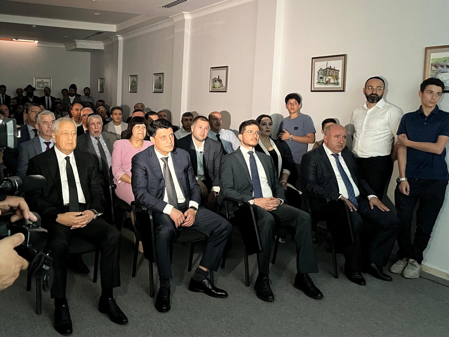 Выставка в честь 85-летия журналиста Рашбиля Захарьяева открылась в Красной Слободе (ФОТО)