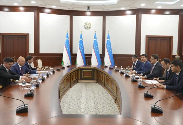 Azerbaijani, Uzbek MFAs hold new round of political consultations (PHOTO)