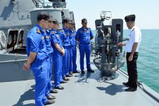 Azerbaijani Naval Forces faculty cadets hold practical classes (PHOTO)