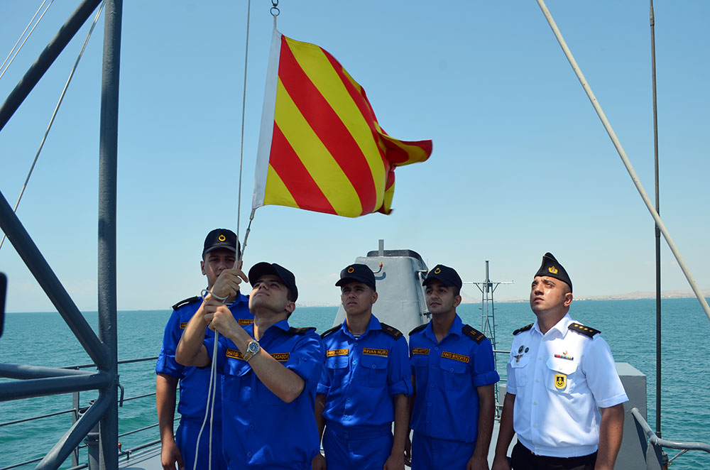 Azerbaijani Naval Forces faculty cadets hold practical classes (PHOTO)