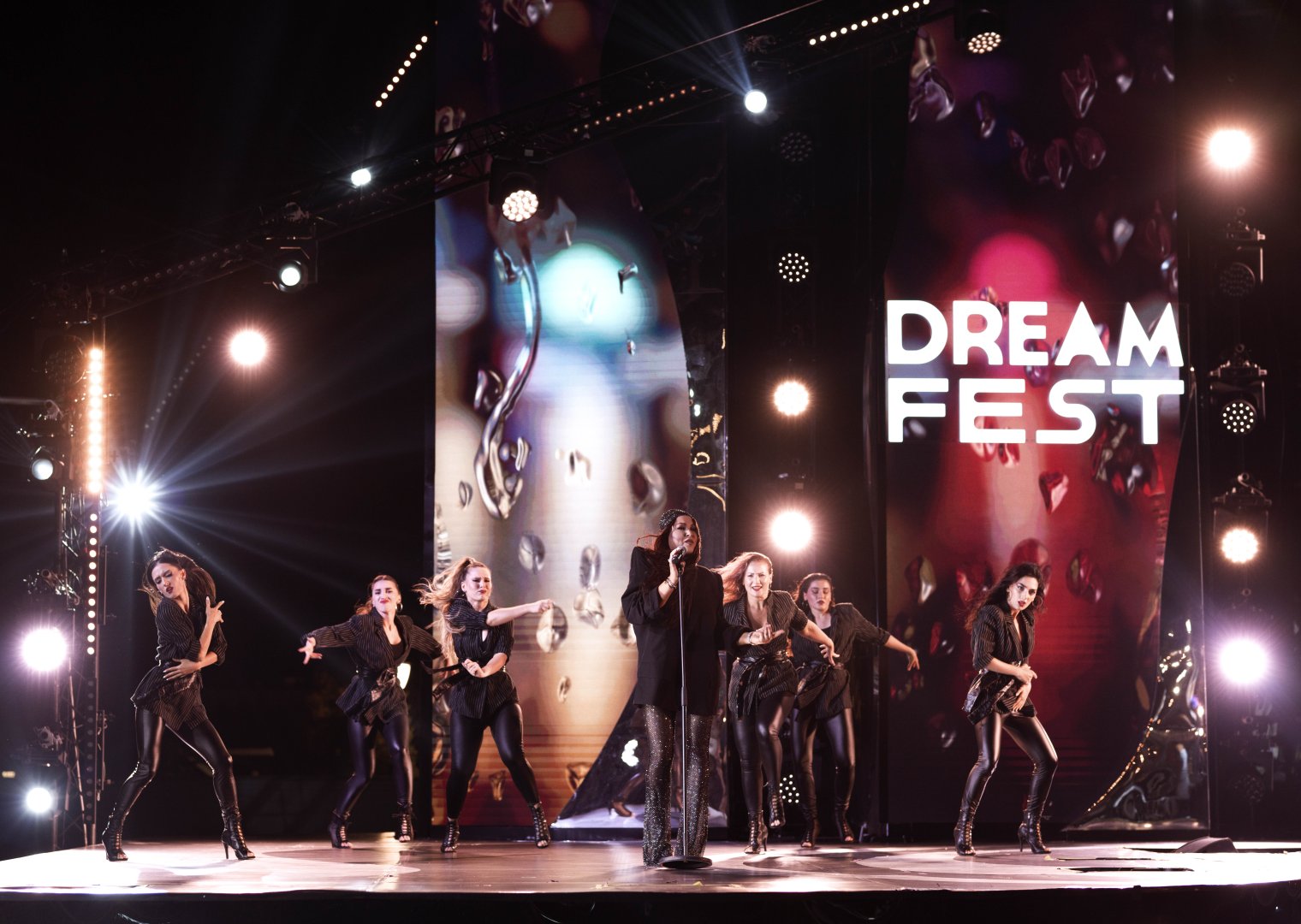 Феерическое шоу "Короля поп-музыки" Дэвида Фостера представлено на Dream Fest в Баку (ФОТО)
