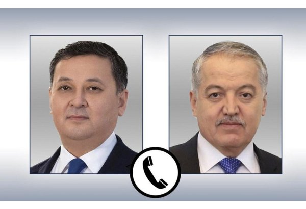 Kazakh and Tajik FMs review cooperation venues