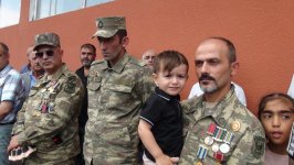 Семьям шехидов и инвалидам войны предоставлено еще 200 квартир (ФОТО)